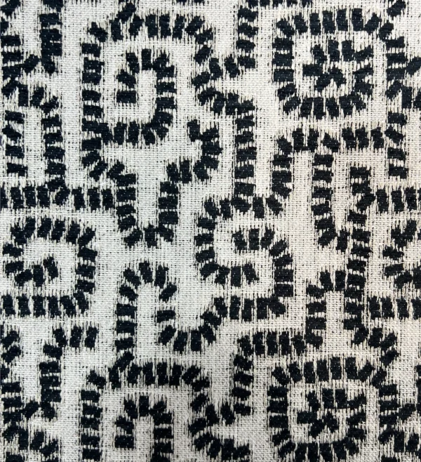 Monotone Maze