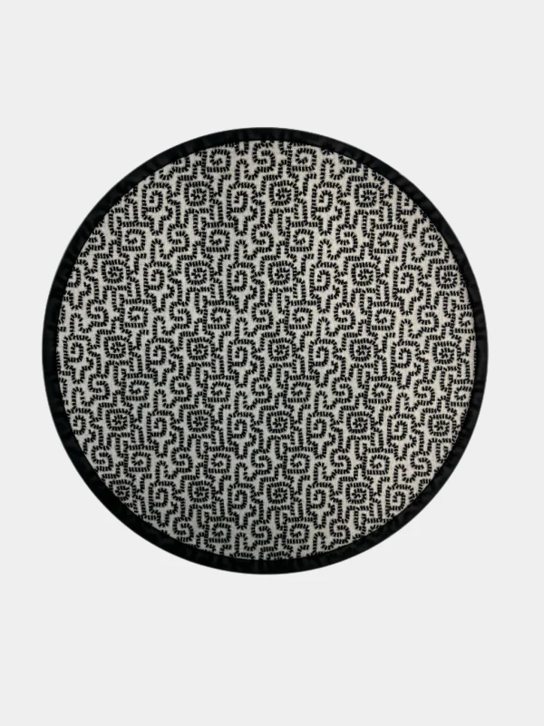 Monotone Maze